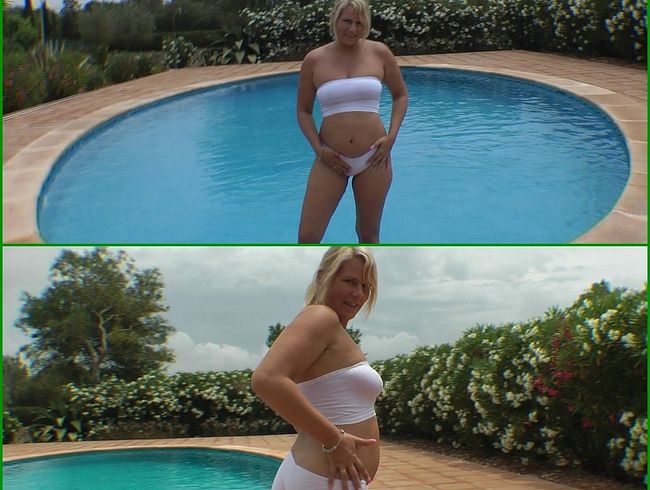 SweetSusiNRW Porno Video: Ins neue Höschen Gepi**t